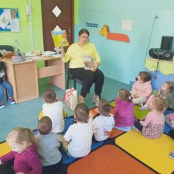 SPOTKANIE Z PANIĄ BIBLIOTEKARKĄ